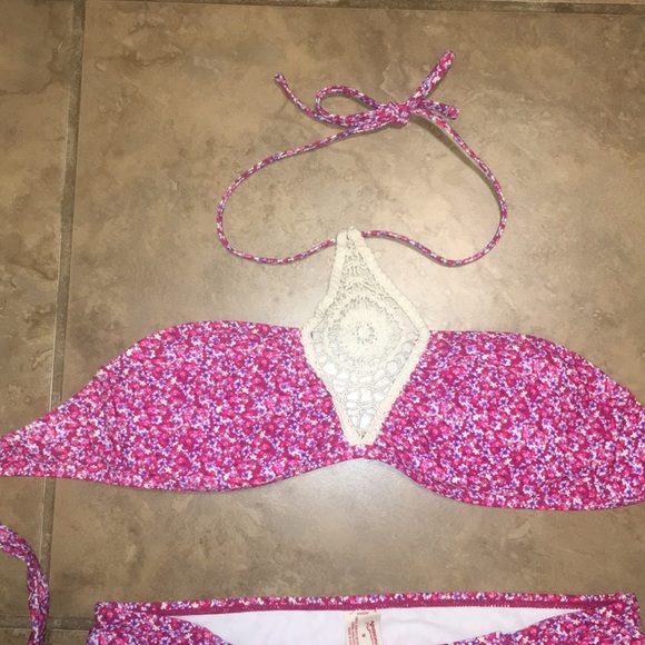 Arizona Jean Co. Size Medium Swimsuit - Picture 3 of 7